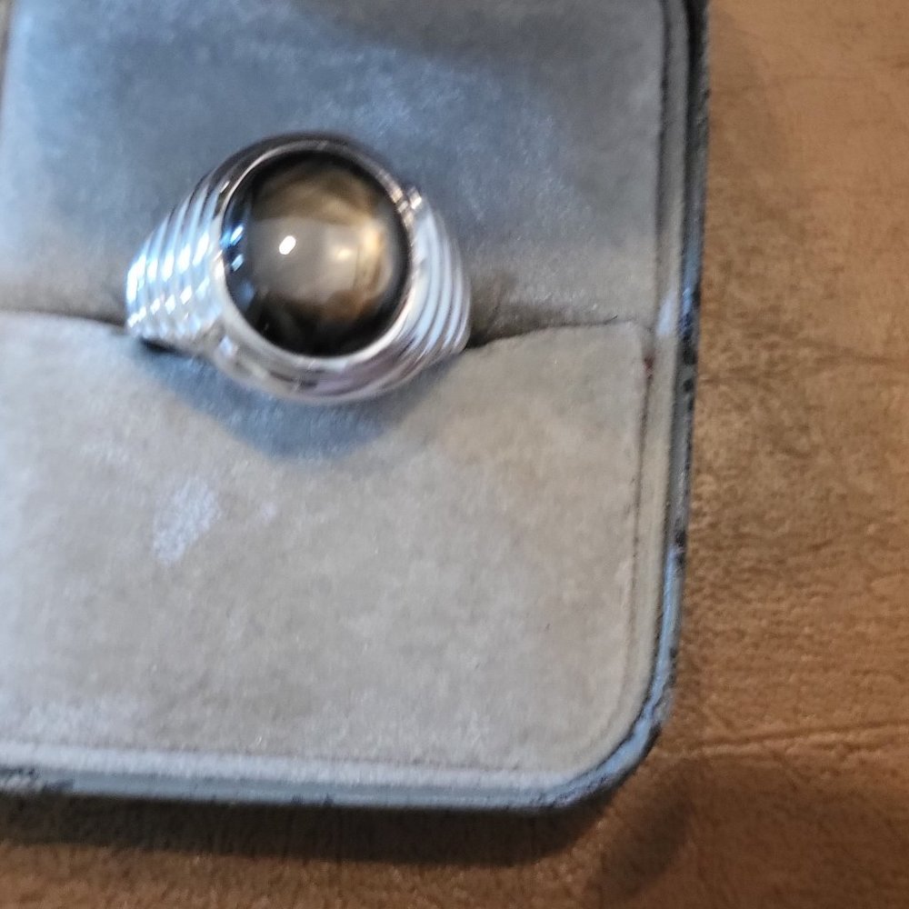 14K White Gold Black Star Sapphire Ring sz. 11.5